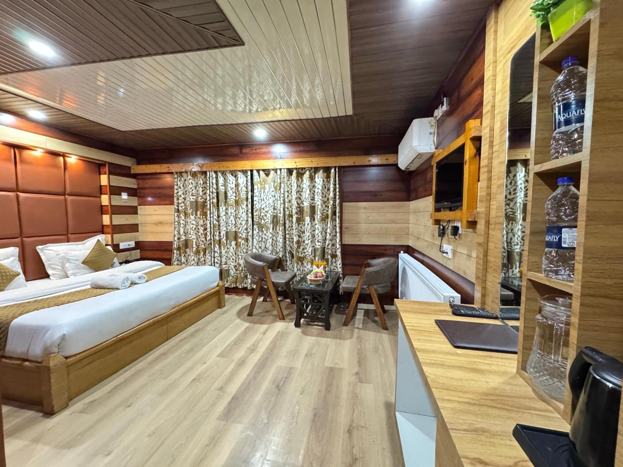 Bombay Palace Hotell Pahalgām Eksteriør bilde